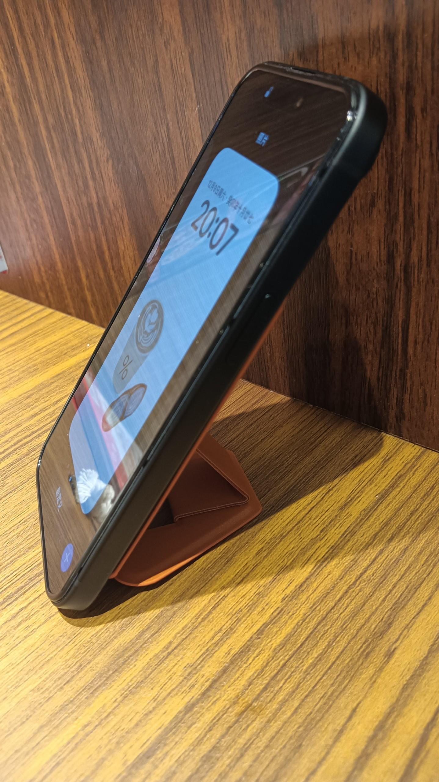 苹果15 黑色 耐看,机型流畅